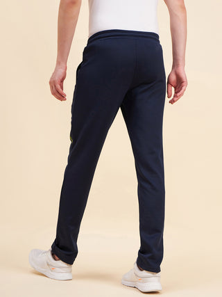Tech Flow Trackpant