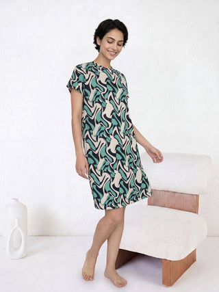 TruCotton<sup>TM</sup> Abstract Wave Nightdress