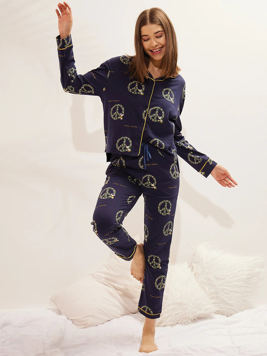 Front opening pyjamas outlet