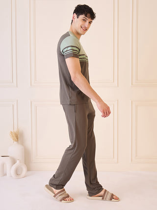 Calm Lines Pyjama Set